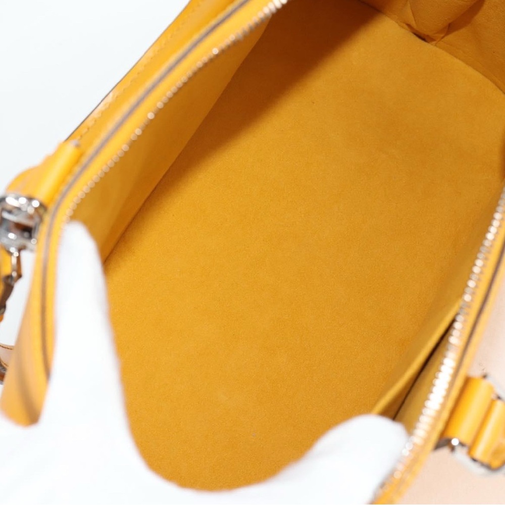LOUIS VUITTON Epi Alma Citron PM Hand Bag Mimosa with the Matching LV strap - Picture 14 of 15